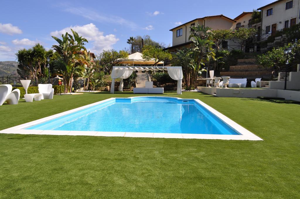 Villa Martius San Pier Niceto 外观 照片